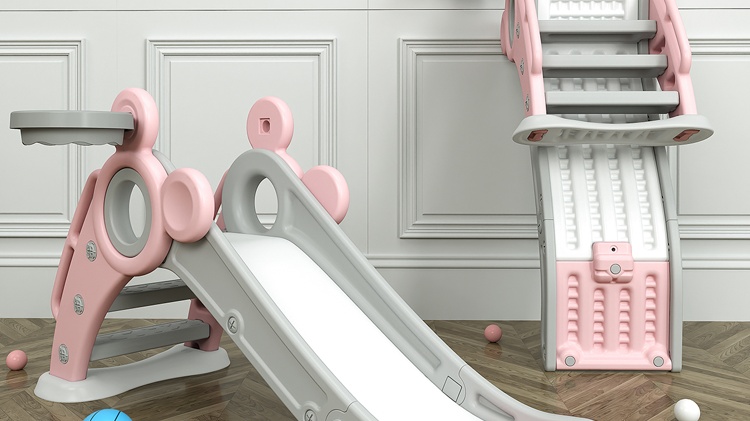 Expandable, foldable and storage space-saving indoor slide